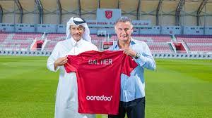 ނީސްގައި މުސްލިމު ކުޅުންތެރިން ތަފާތުކުރި ގަލްޓިއޭ ގަތަރު ކްލަބެއްގެ ކޯޗަކަށް