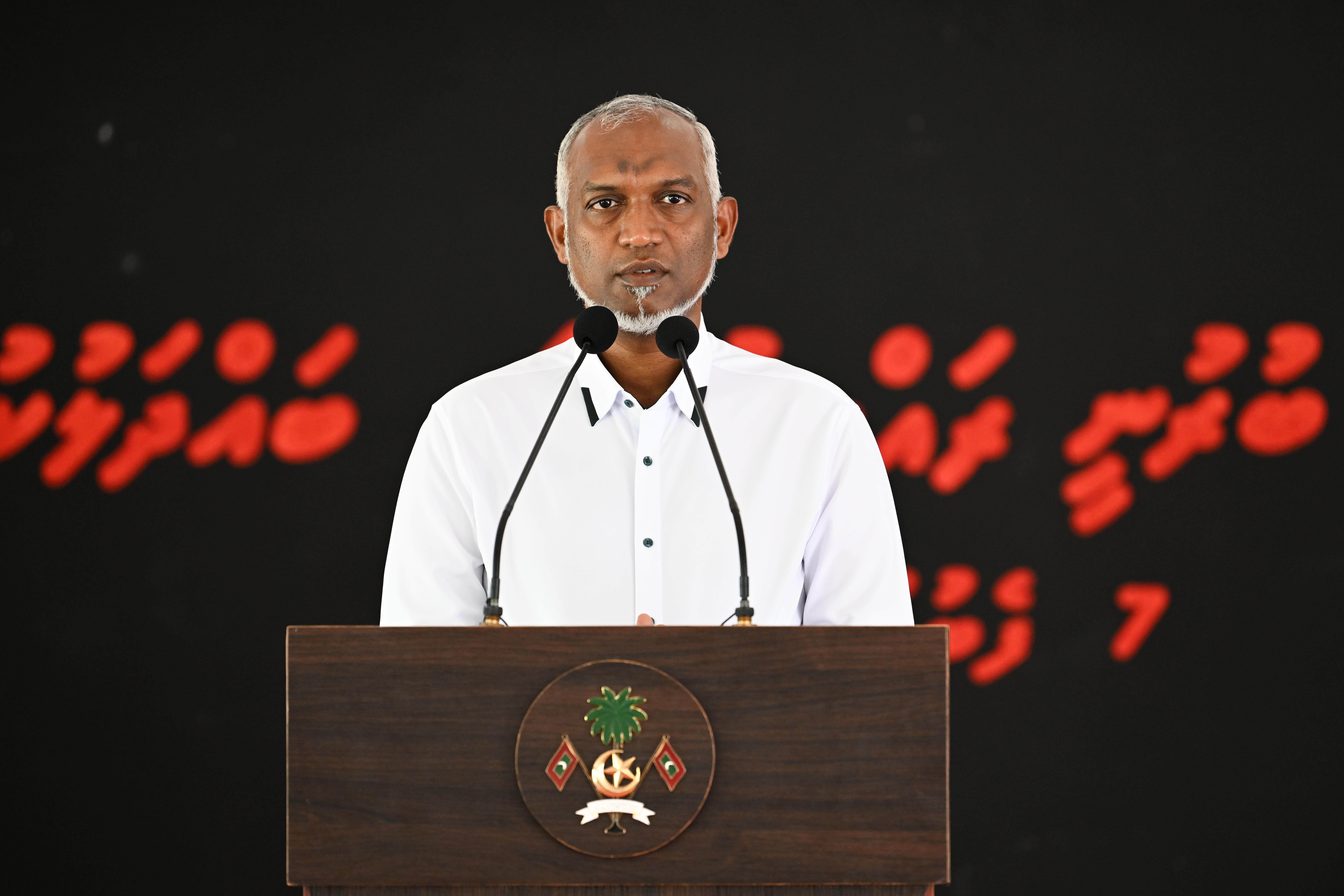 ބުރުނީ ރައްޔިތުންނަށް ދަތިވެފައިވާ ކަންކަން ޙައްލުކޮށްދޭނަން: ރައީސް