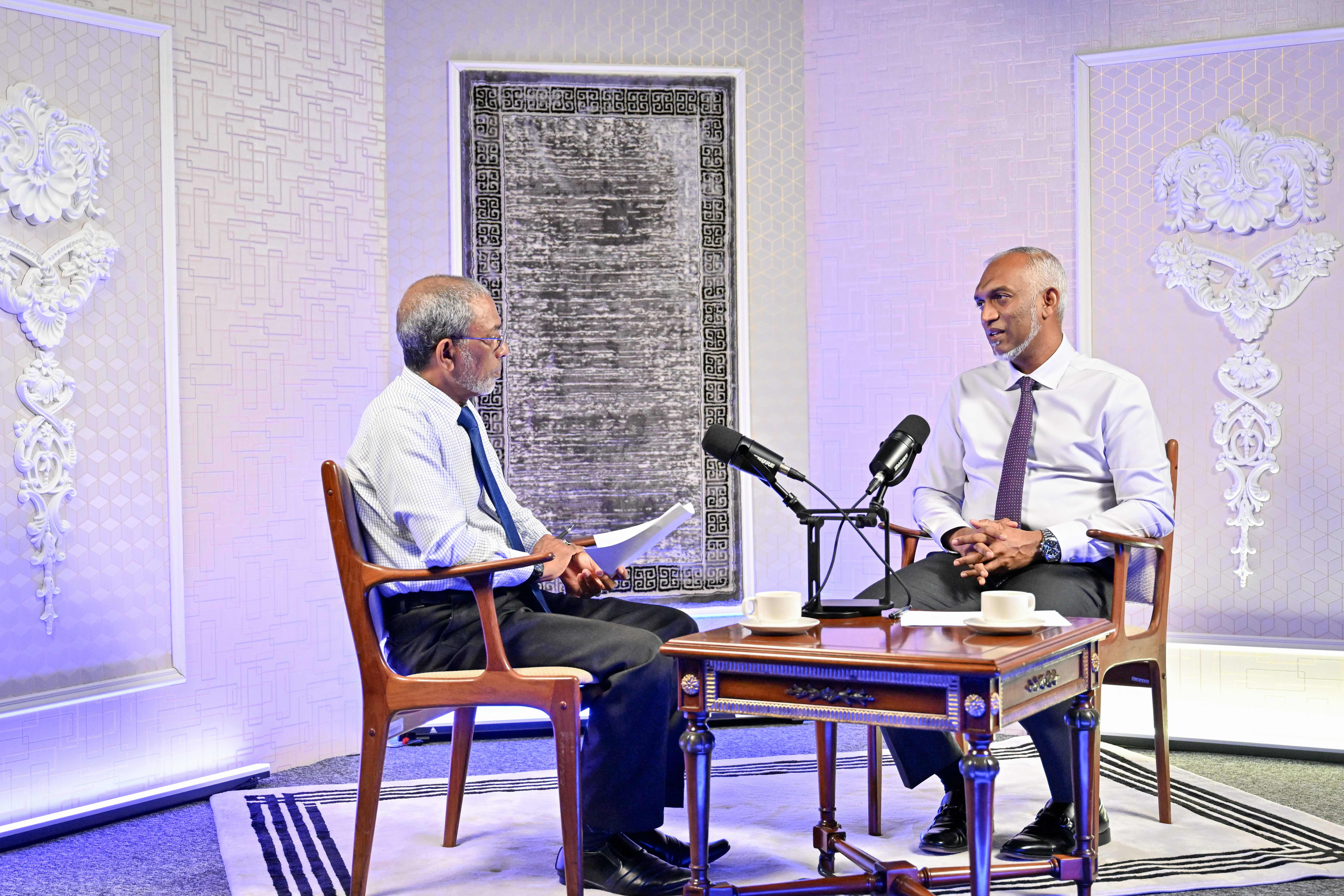 ރައީސް މުޢިއްޒު ވިދާޅުވީ ވެރިކަން ކުރަށްވަނީ ރައްޔިތުންނަށްޓަކައި ކަމަށް