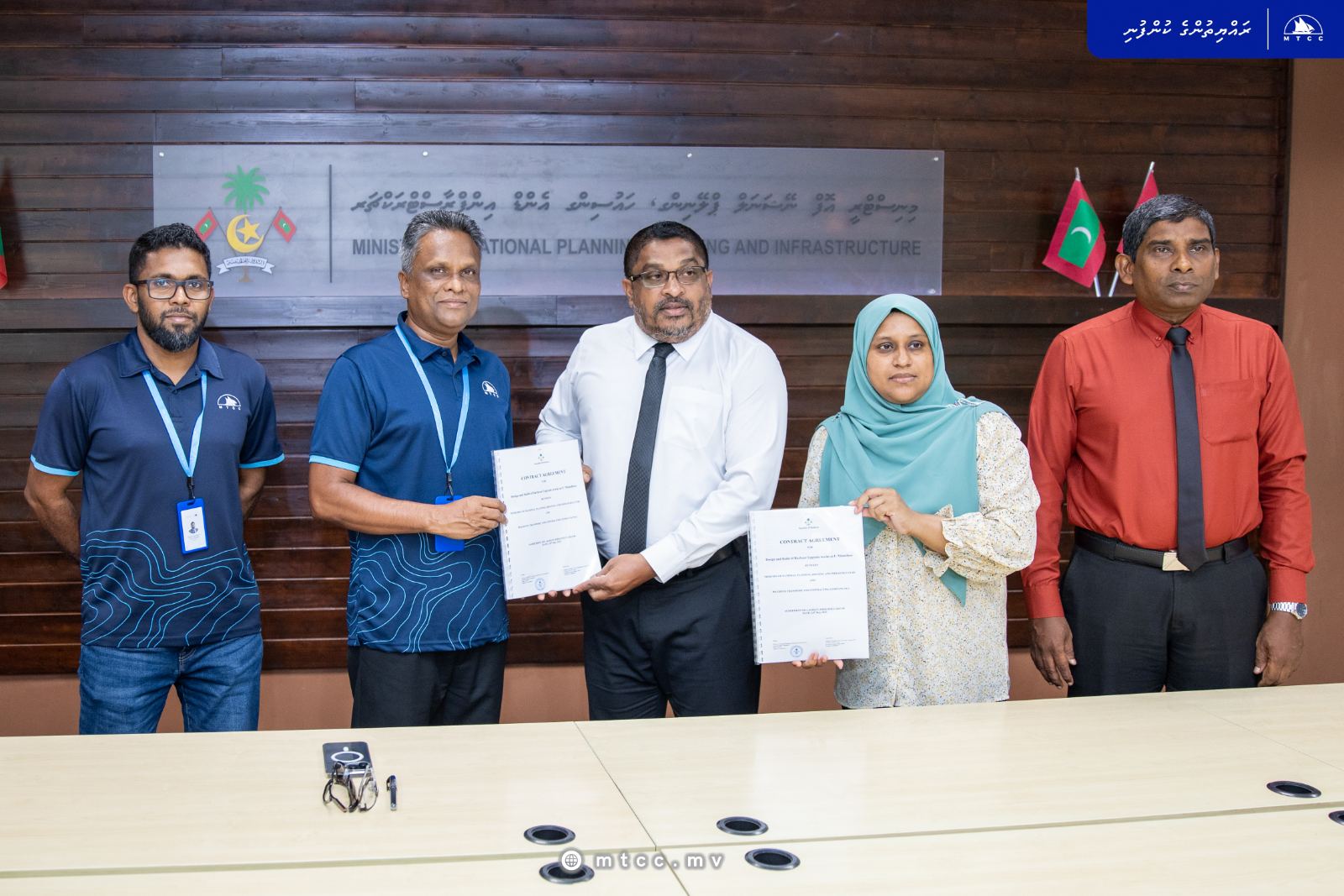 ބިލެއްދޫއާއި ނިލަންދޫ ބަނދަރު ތަރައްޤީކުރަން ހަވާލުކޮށްފި