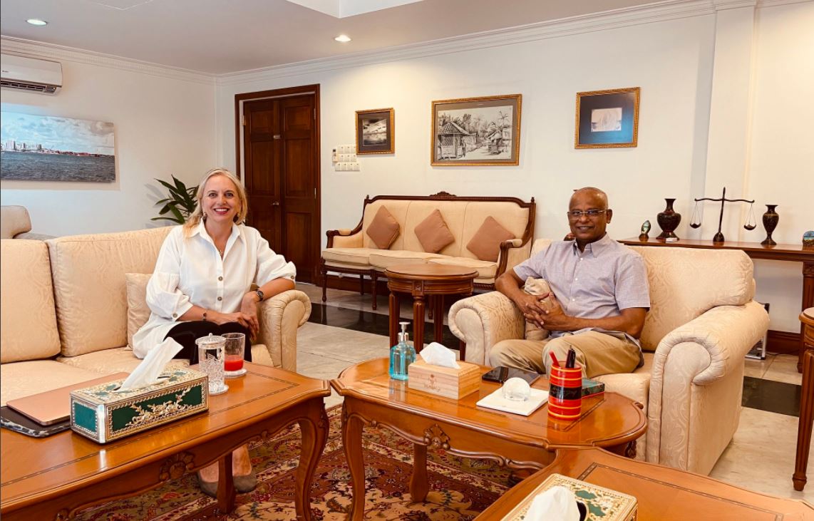 ރައީސް ނަޝީދުގެ ވަކީލު ރައީސް ސާލިހާ ބައްދަލުކުރައްވައިފި