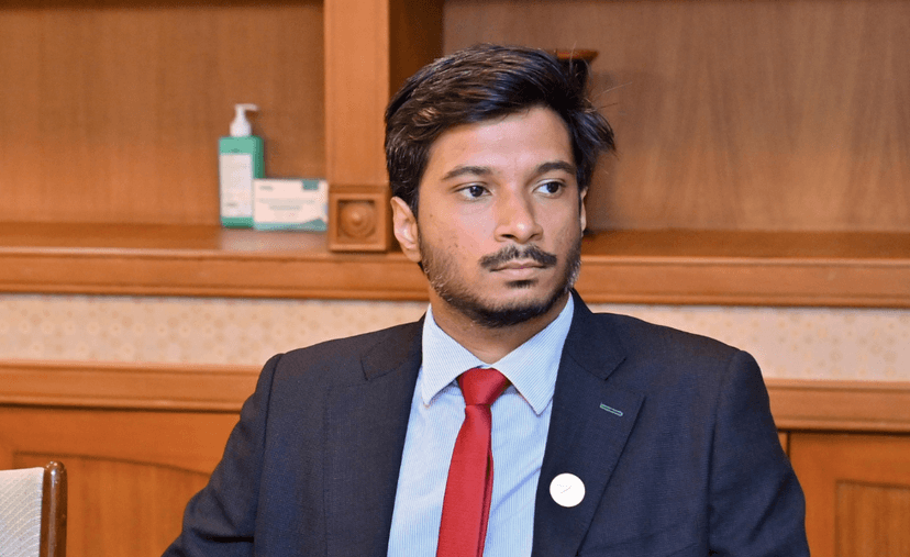 ރިޔާސީ ކޮމިޝަނަށް ދޮގު ބަޔާން ދީގެން ދާއޫދު މަގާމުން ވަކިކޮށްފި