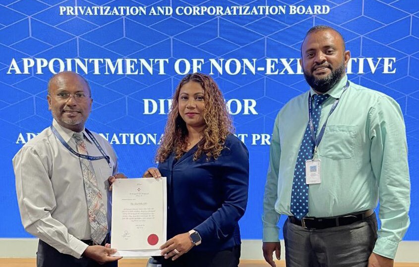 އައްޑޫ އިންޓަނޭޝަނަލް އެއާޕޯޓްގެ ބޯޑަށް ޝަޒްރާ ޢައްޔަނުކޮށްފި