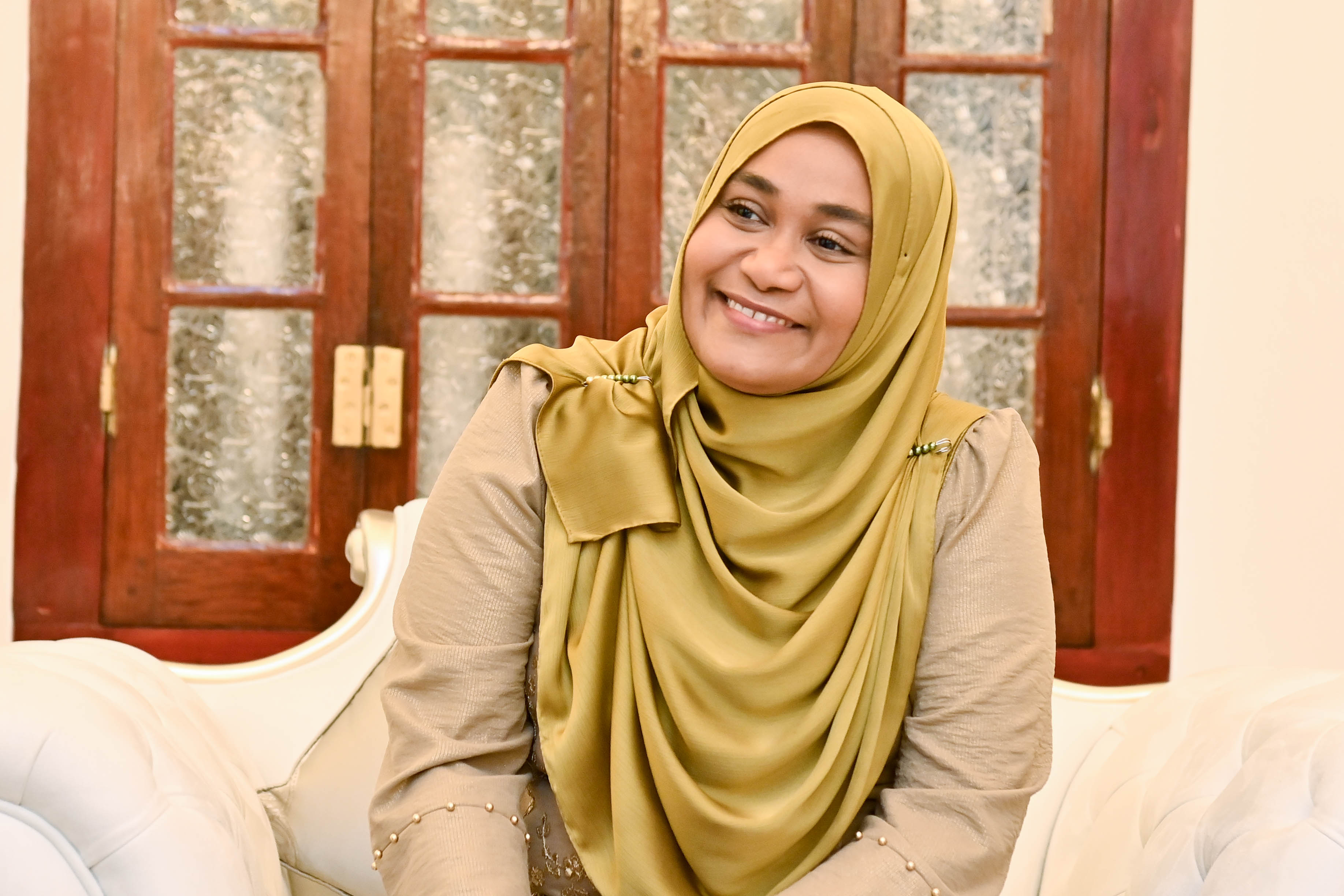 ދަރިންނާއި ބެލެނިވެރިންނާއި ދެމެދު އޮންނަ އިތުބާރު އިތުރު ކުރަންޖެހޭ: ސާޖިދާ