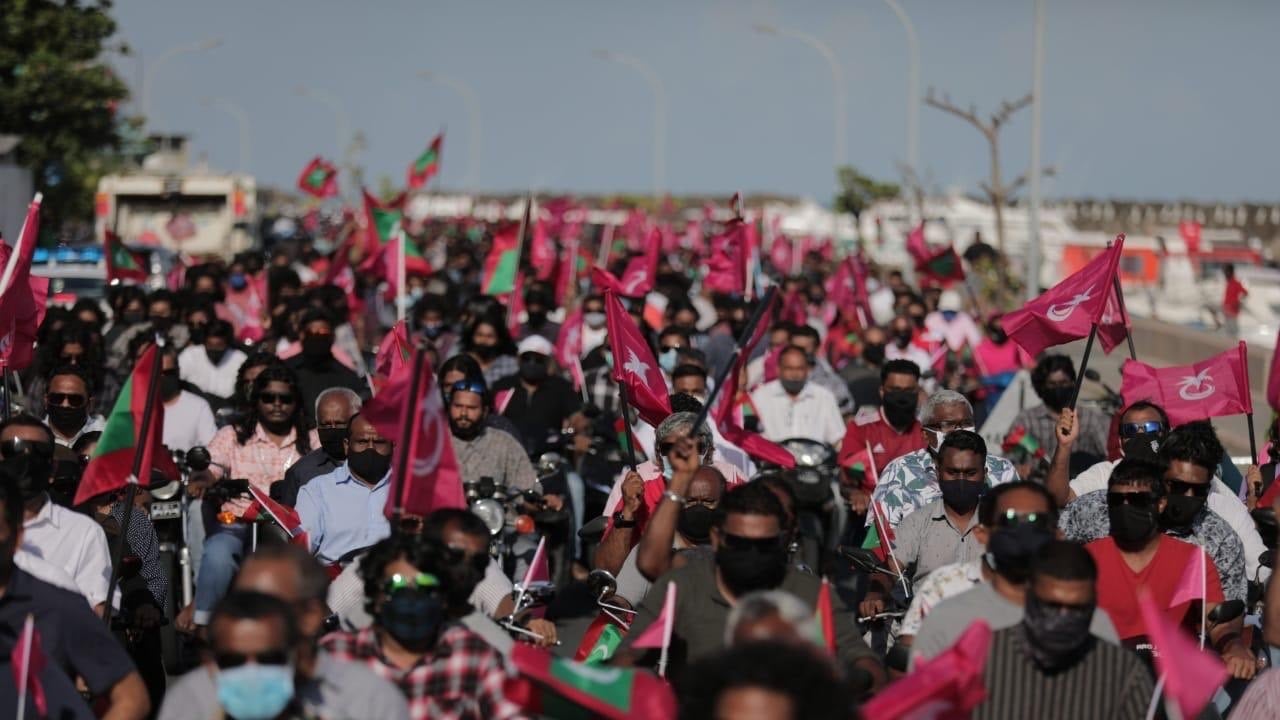 އިންޑިއާގެ ކޮވިޝީލްޑް ވެކްސިން ޖެހުމަށް ޕީޕީއެމުން ގޮވާލައިފި