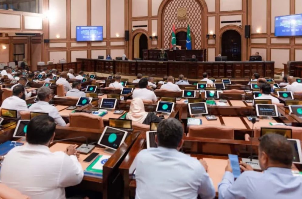 އުފެއްދުންތެރިންނަށް ފަހި މާހައުލެއް ގާއިމްކުރުމަށް ޓްރޭޑްމާކު ބިލް ހުށަހަަޅައިފި