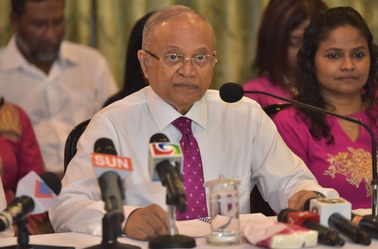 ކުރީގެ ވެރިން ގެނެސްދީފައިވާ ކުރިއެރުންތަކަށް ފަސްއަޅައި ފޮރުވުމަކީ ކޮށްގެންވާނެ ކަމެއް ނޫން: މައުމޫން