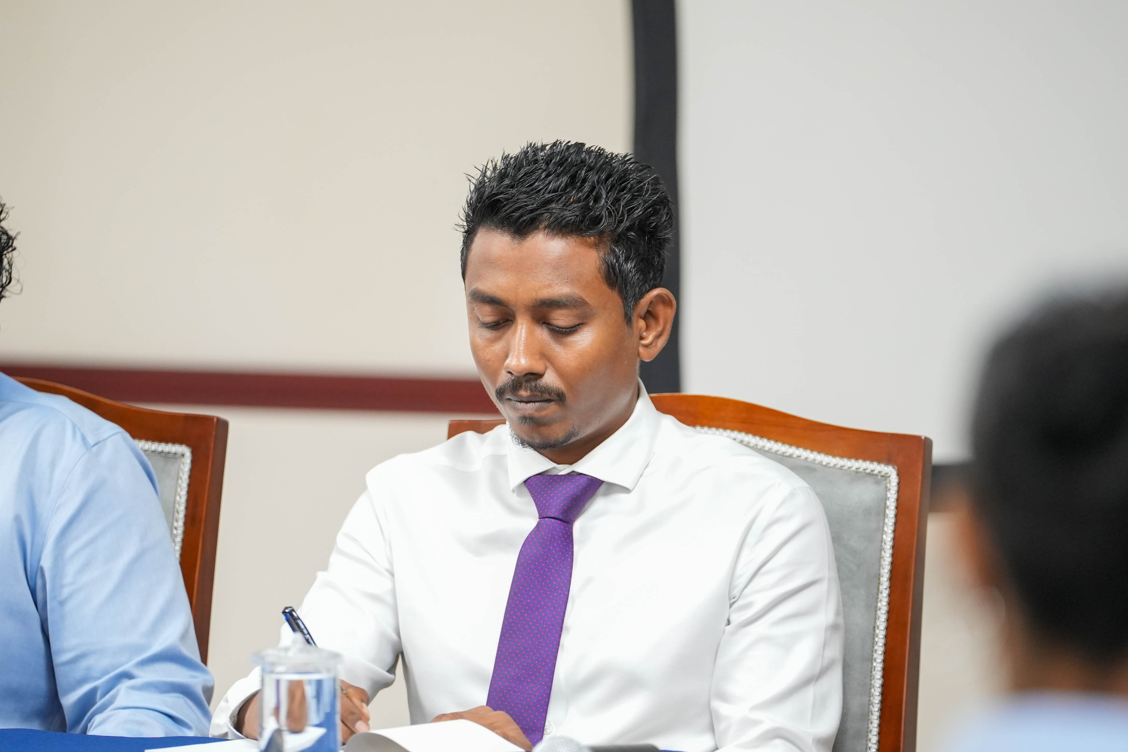 ކުރީ ސަރުކާރުން ބަދަލުގެ ގޮތުގައި ދިން ފައިސާގެ ތަފްސީލު ހޯދަން ނިންމައިފި