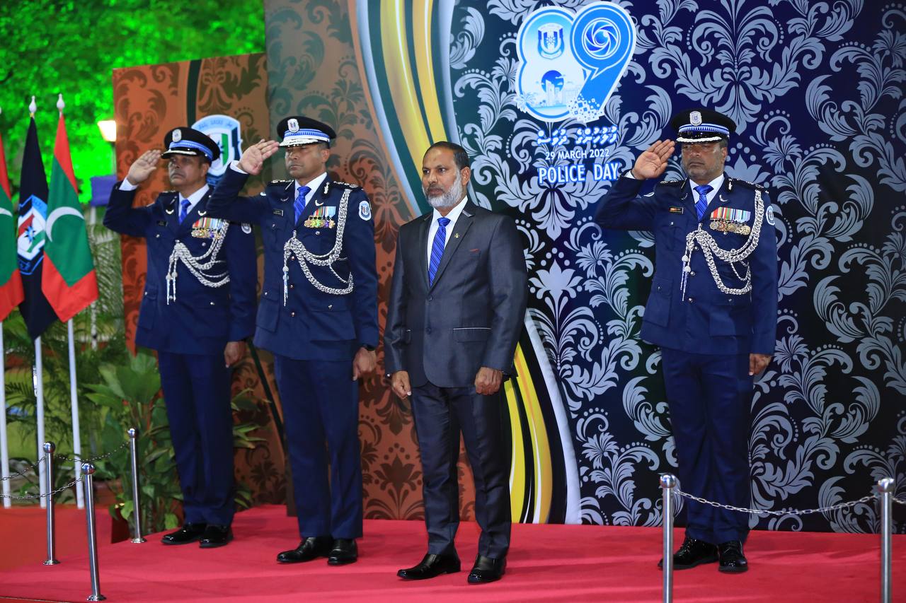 ފުލުހުންގެ ހިދުމަތަށް 89 އަހަރު: ދިދަ ނެގުމުގެ ރަސްމިއްޔާތު ހުރިހާ ސްޓޭޝަންތަކެއްގައި!