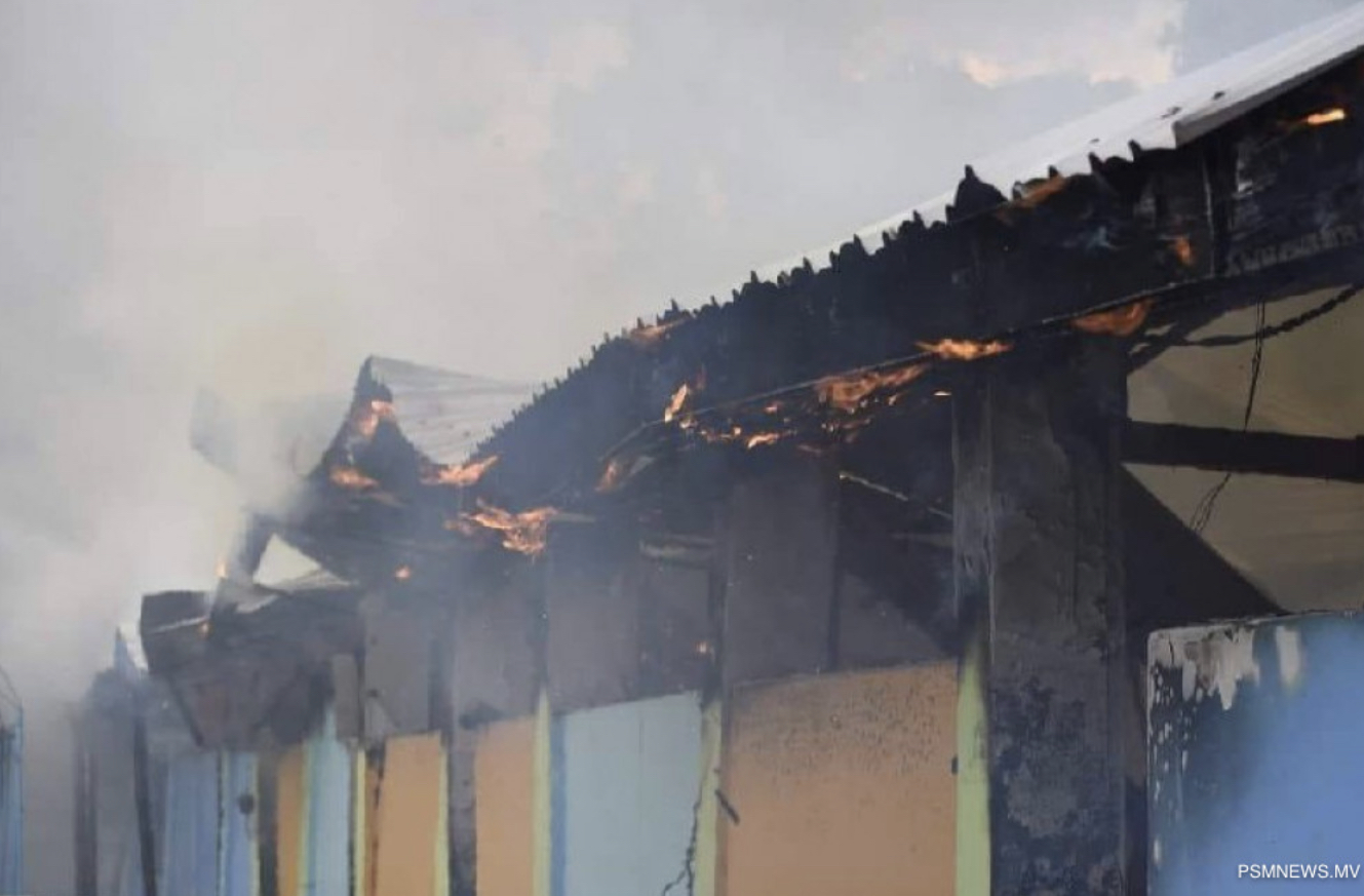 ފިޔޯރީ ސްކޫލްގެ 5 ކްލާސްރޫމް ބޭނުން ނުކުރެވޭވަރަށް އަނދާއަޅިއަށް