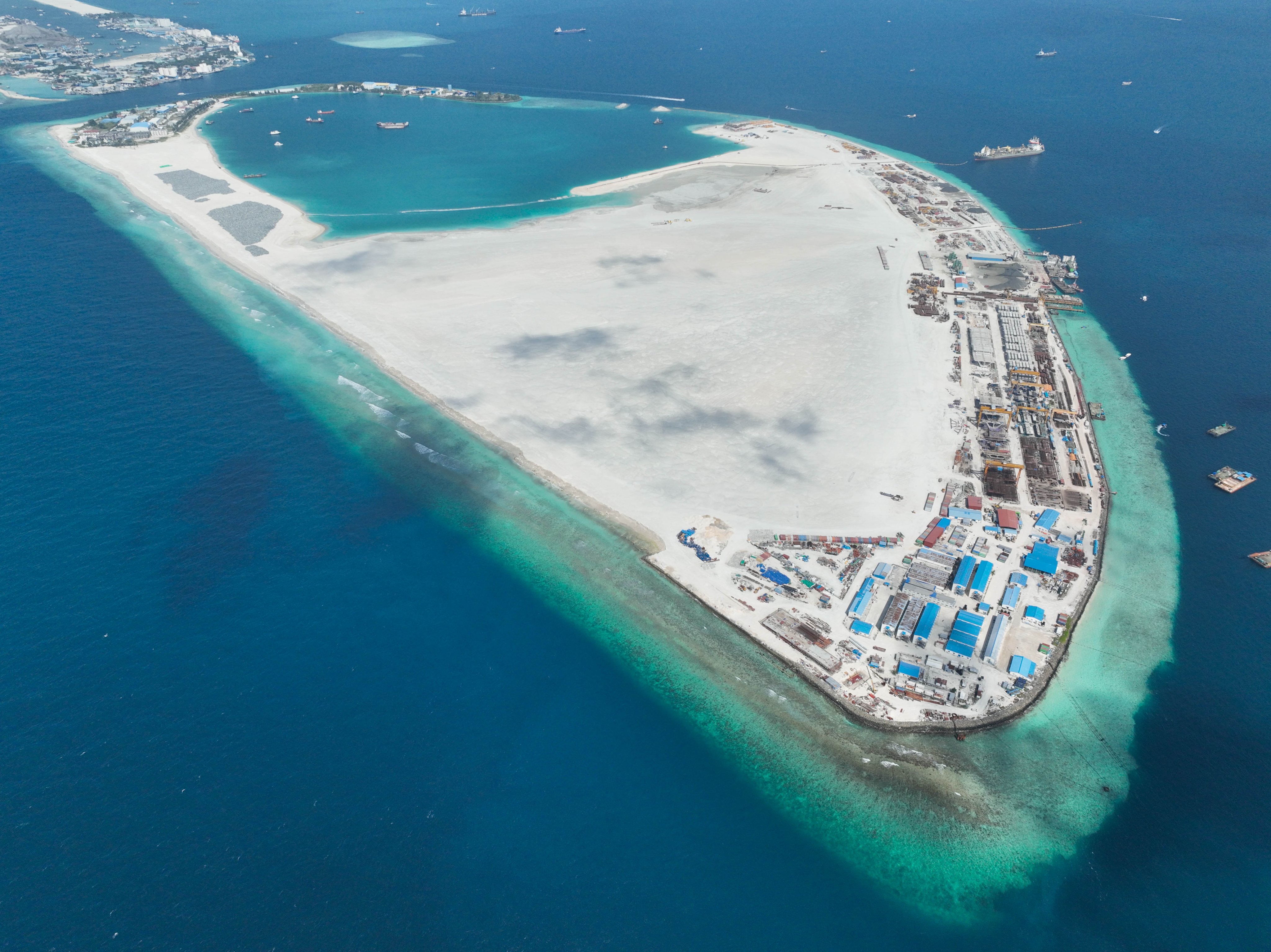 ގުޅީފަޅުގައި ހިއްކުމަށް ހަމަޖެހިފައިވާ 150 ހެކްޓަރުގެ ތެރެއިން 100 ހެކްޓަރުގެ ބިން ހިއްކާ ނިމިއްޖެ