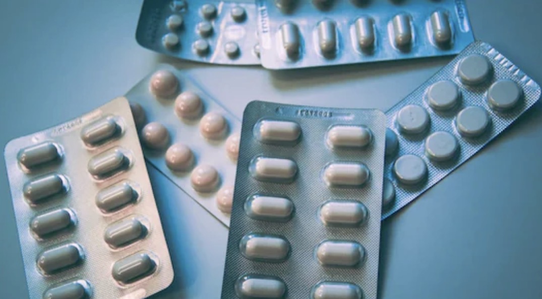 ސްޓެރޮއިޑުގެ ބޭނުން ނަހަމަގޮތުގައި ހިފުމުން ސިއްހަތަށް އޮތް ނުރައްކާ