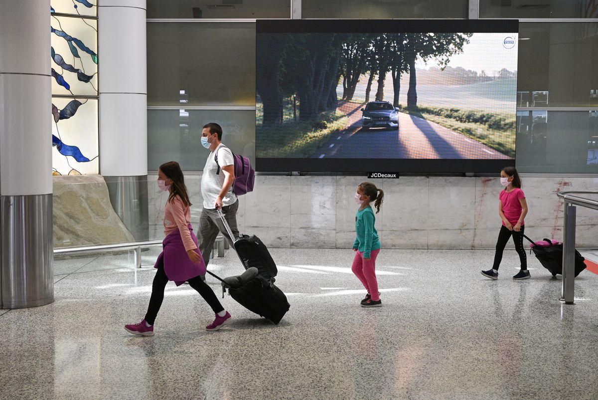 އިންޑިއާއިން އޮސްޓްރޭލިއާއަށް ދަތުރުކޮށްފިނަމަ ޖަލަށްލުން ހިމެނޭ ހަރުކަށި އުސޫލުތަކެއް