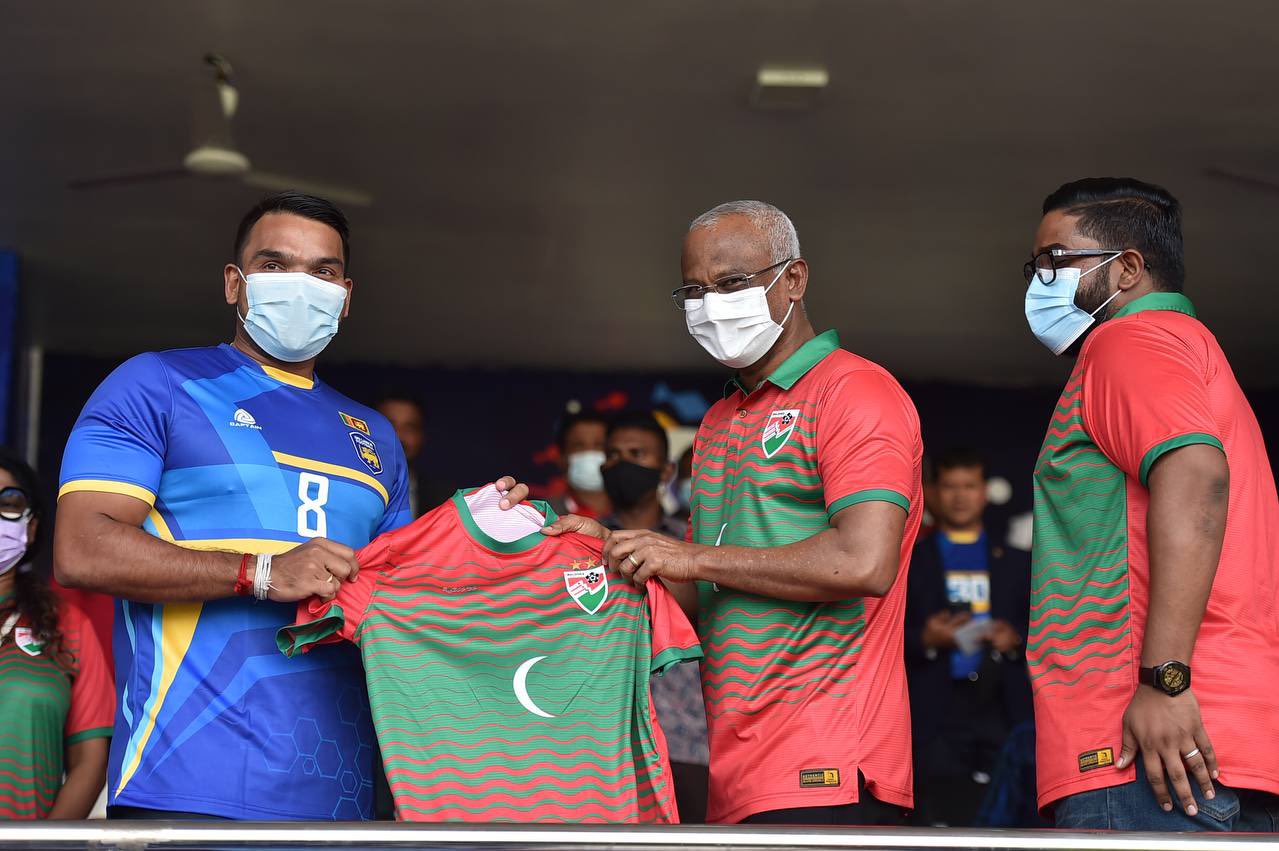 ރައީސްގެ މަސައްކަތްޕުޅާއެކު ދިވެހިންނަށް އަގުހެޔޮކޮށް ޓިކެޓް ލިބޭނެ އިންތިޒާމް ހަމަޖައްސައިފި