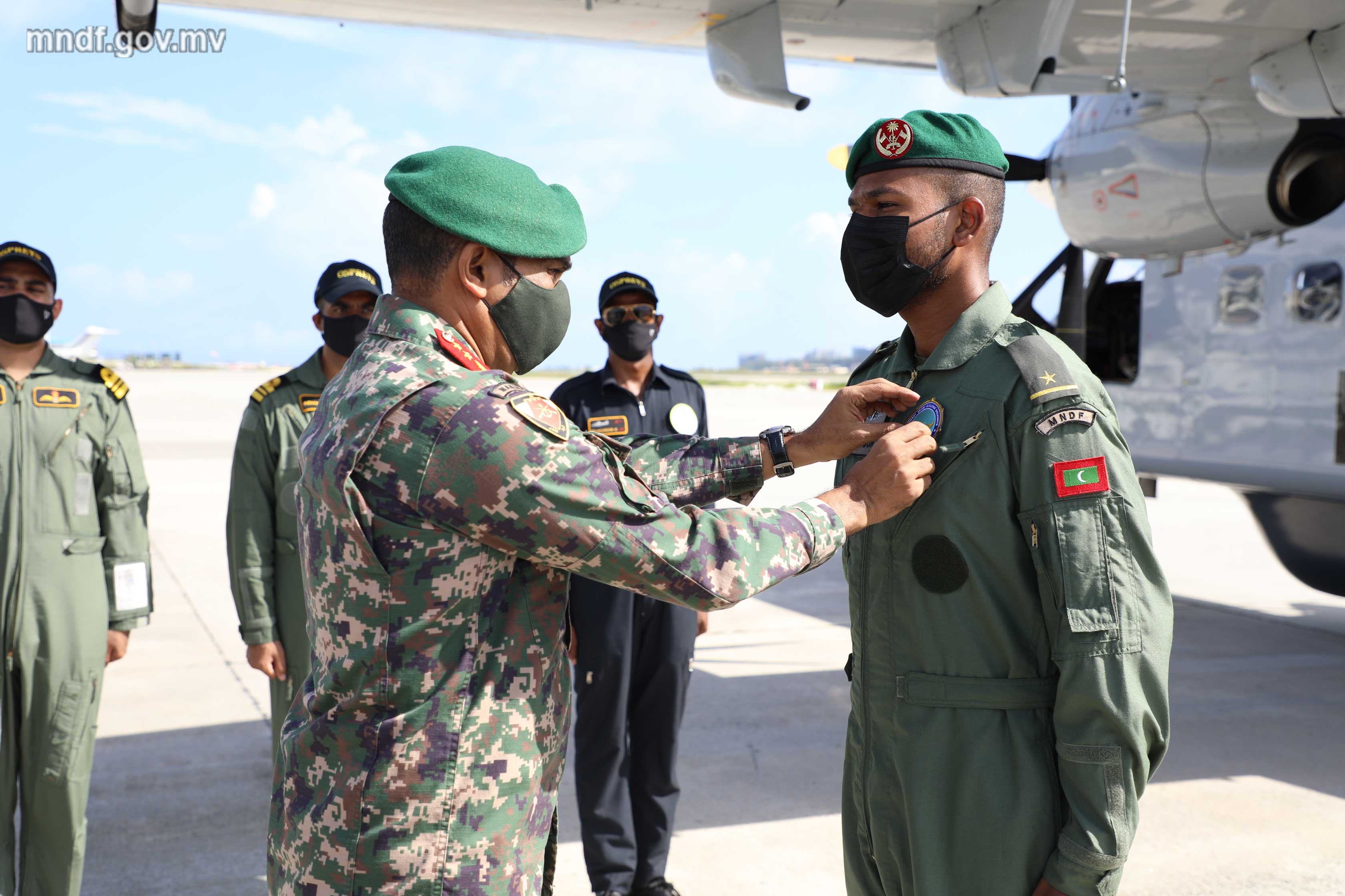 ޗީފް ޝަމާލު ވިދާޅުވީ ދިވެހި ސިފައިންނަށް ޑޯނިއާ ދުއްވަން ލިބުމަކީ ޝަރަފެއްކަމަށް