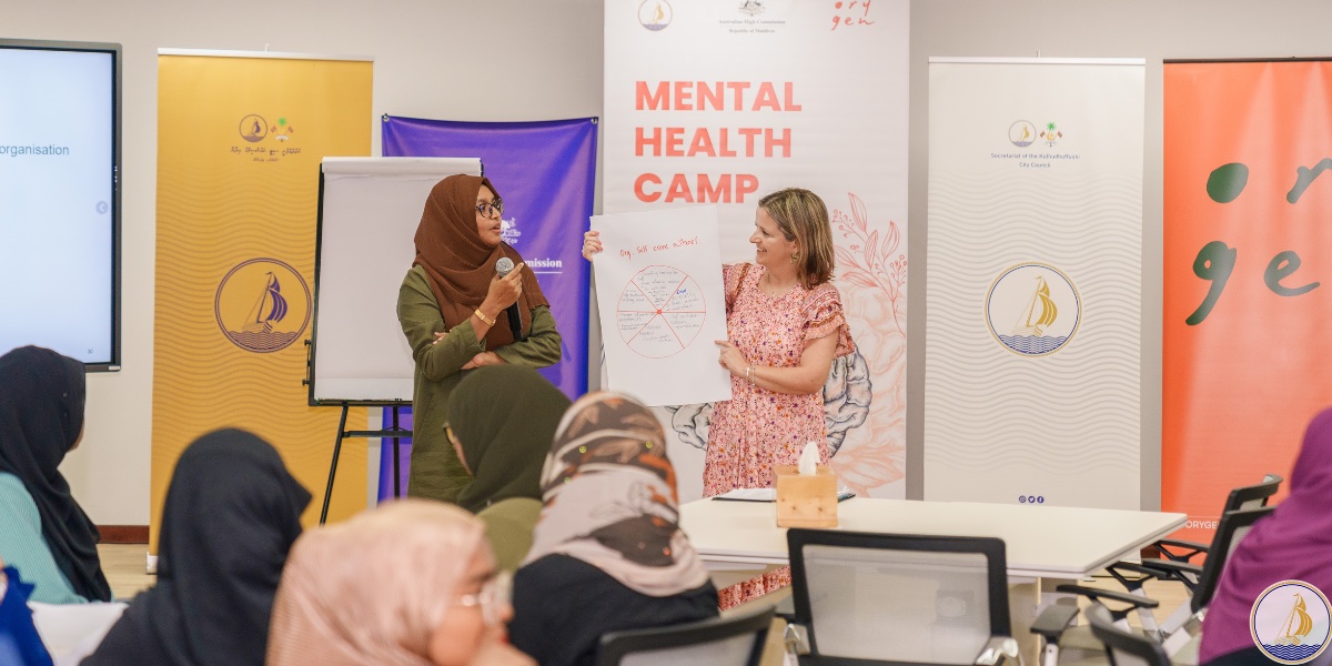 ނަފްސާނީ އެހީ ހެލްޕްލައިނުން 5000 އަށްވުރެ ގިނަ މީހުންނަށް ހިދުމަތް ދީފި