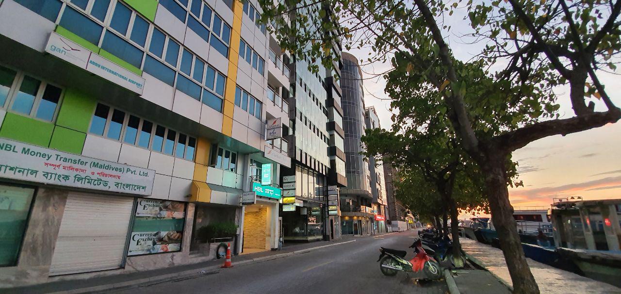 ކޯވިޑް-19: ރެންޑަމް ސާމްޕަލިންގ ގެ ތެރެއިން މާލެއިން މީހަކު ޕޮޒިޓިވްވެއްޖެ