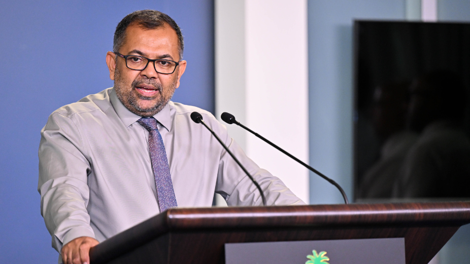 ރަސްމީ ދަތުރުފުޅެއްގައި މިނިސްޓަރ ޒަމީރު ޗައިނާއަށް