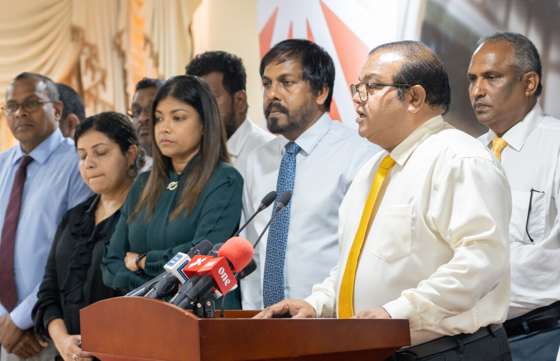 މެމްބަރުންނަށް ރިޝްވަތު ދޭކަމަށް ބުނެ މަޖިލީހުން ފުލުހުންނަށް މައްސަލައެއް ހުށަހަޅައިފި