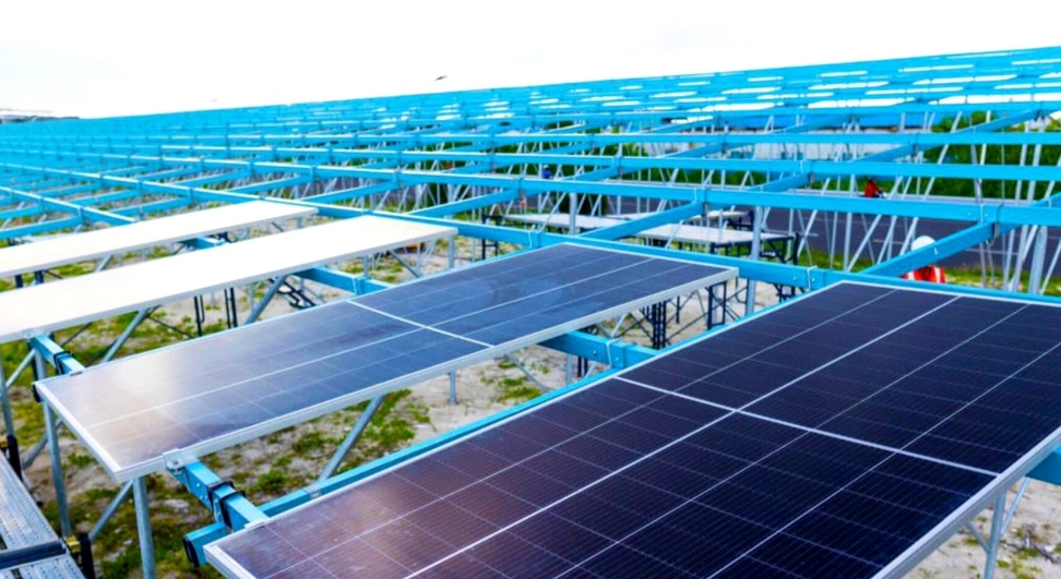 ސޯލާ ޕެނަލްތައް ހަރުކުރަނިކޮށް ހިނގި ނުރައްކާތެރި ހާދިސާ ތަހުގީގުކުރަނީ