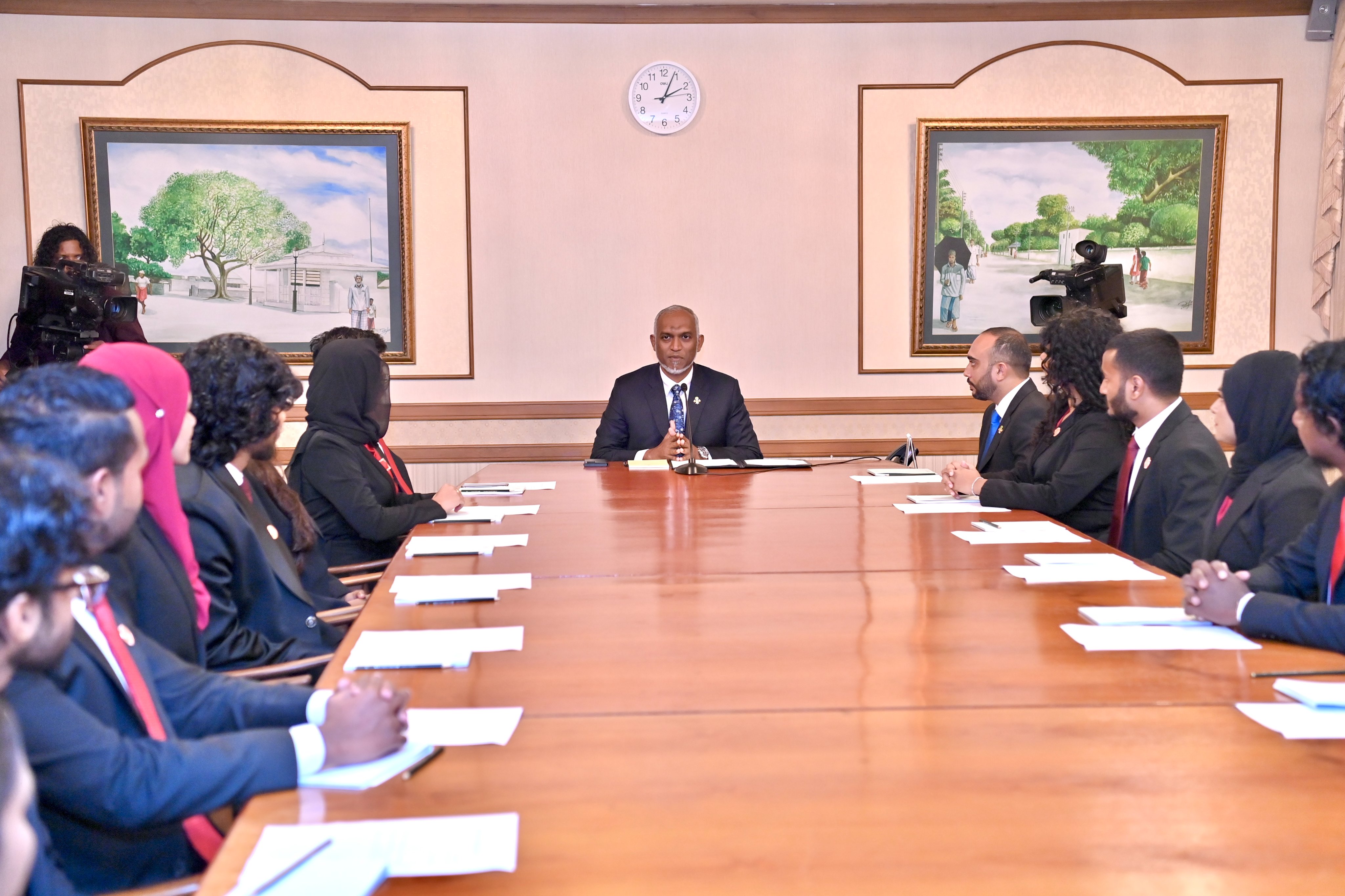 ޒުވާނުންގެ ޚިޔާލު ހޯދުމަށް، "ދިވެހި ޒުވާނުންގެ ޤައުމީ ލަފާދޭ ކޮމިޓީ" އެކުލަވާލައިފި