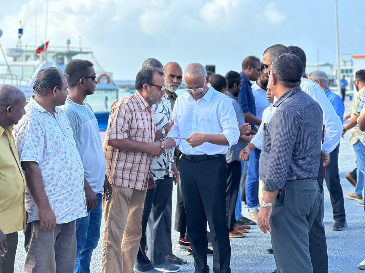 ރައީސް ސާލިހު ށ. އަތޮޅަށް