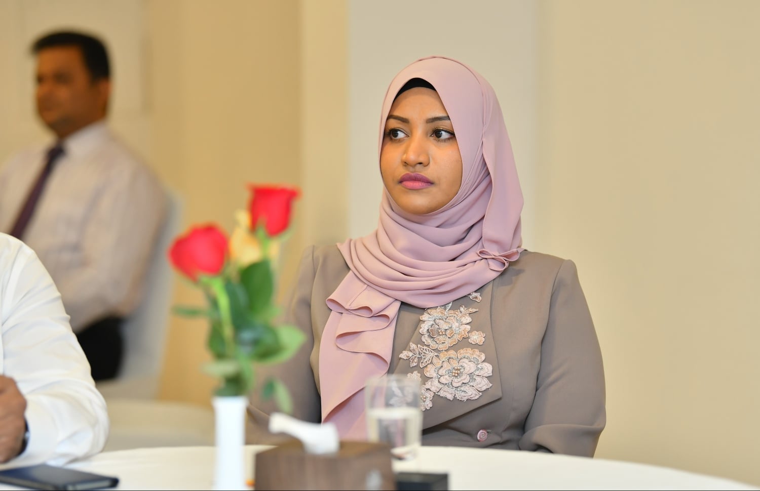 ވައިގެ ދަތުރުފަތުރުން ޖައްވަށް ބޭރުވާ ވިހަ ގޭސް މަދުކުރަން ރާއްޖޭގެ އެއްބާރުލުން ލިބޭނެ: ނަހުލާ