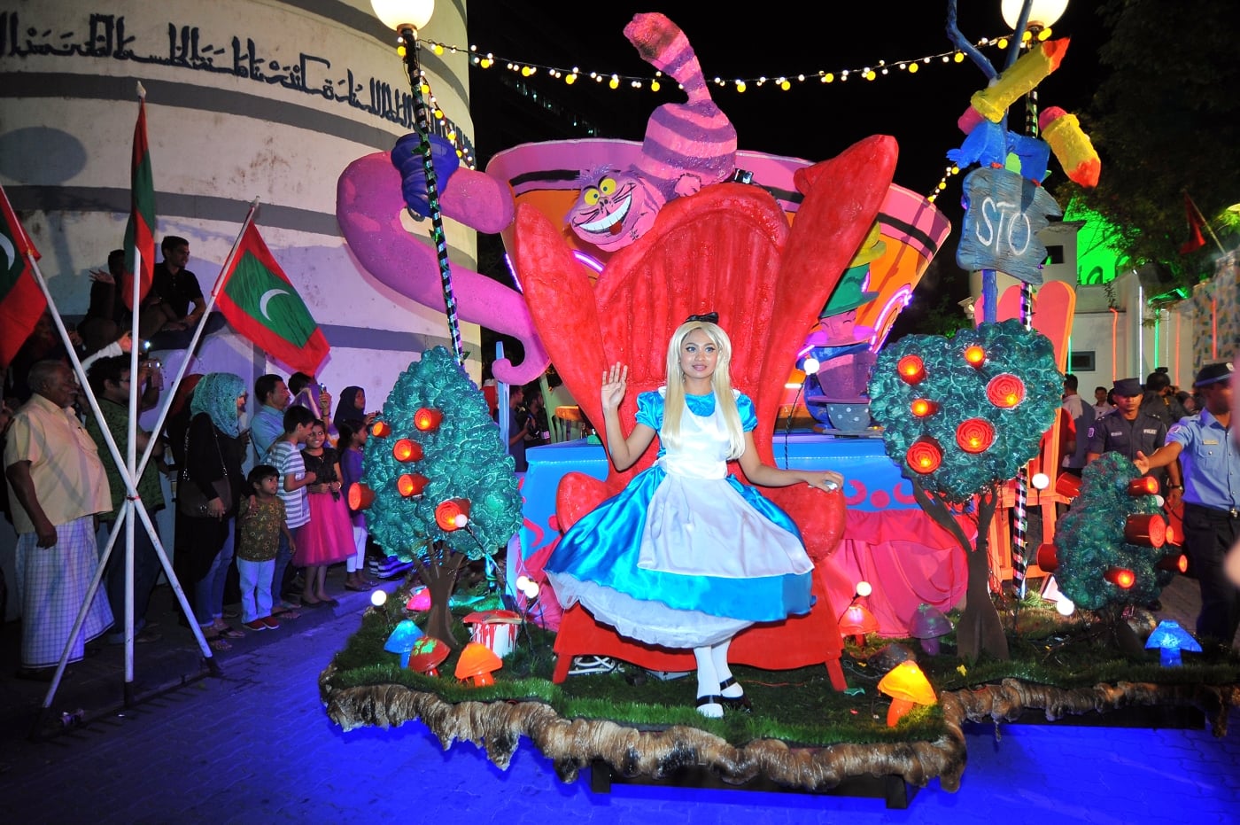 ޚަރަދު ކުޑަކުރުމަށް މިނިވަންދުވަހުގެ ފުޅަނދުބުރު ކެންސަލްކޮށްފި