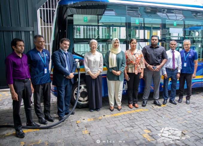 އިލެކްޓްރިކް މިނީ ބަސް ޗާޖުކުރަން މާލޭގައި ސްޓޭޝަނެއް