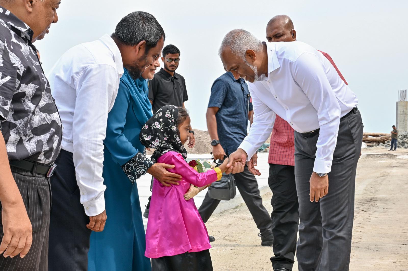 ބ. އަތޮޅަށް ކުރެއްވި ދަތުރުފުޅަށްފަހު ރައީސް މާލެވަޑައިގެންފި