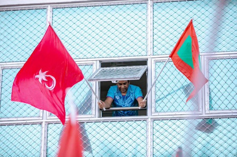 މުޒާހަރާގައި ބައިވެރިވުމުން ރައީސް ޔާމީނަށް ފިޔަވަޅު އަޅަނީ