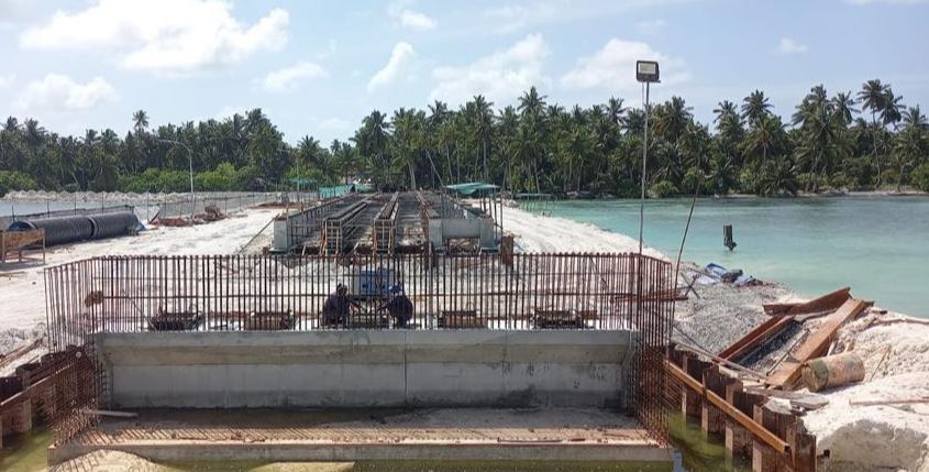 ފަރެސްމާތޮޑާ އެއަރޕޯޓު ކޯޒްވޭގެ މަސައްކަތް ޑިސެމްބަރަށް ނިމޭނެ: އެމްޓީސީސީ