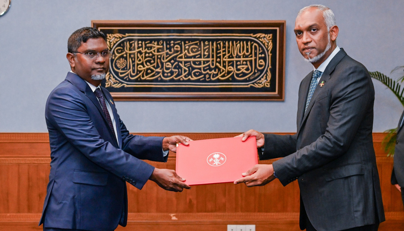 ފިނޭންސްގެ އެޑްވައިޒަރު ނަސީރު ފޮރިން މިނިސްޓްރީއަށް ބަދަލުކޮށްފި