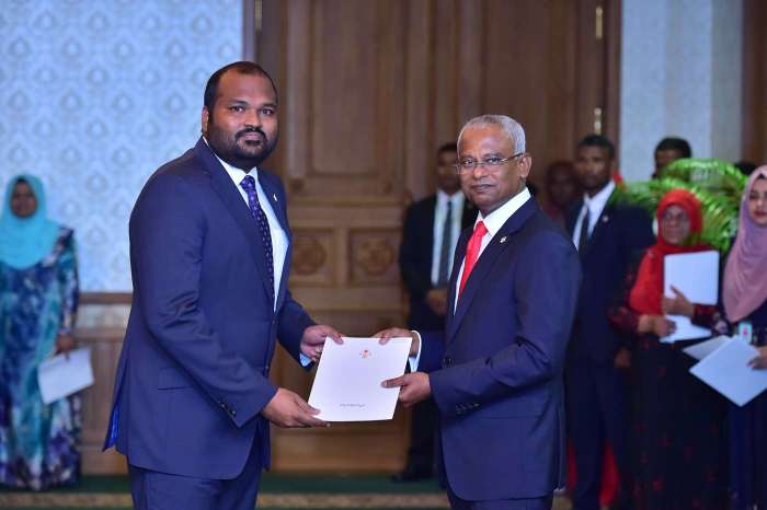 އަލީ ވަހީދު 2 މަހާއި 12 ދުވަހަށް ޖަލަށްލާން ހުކުމްކޮށްފި