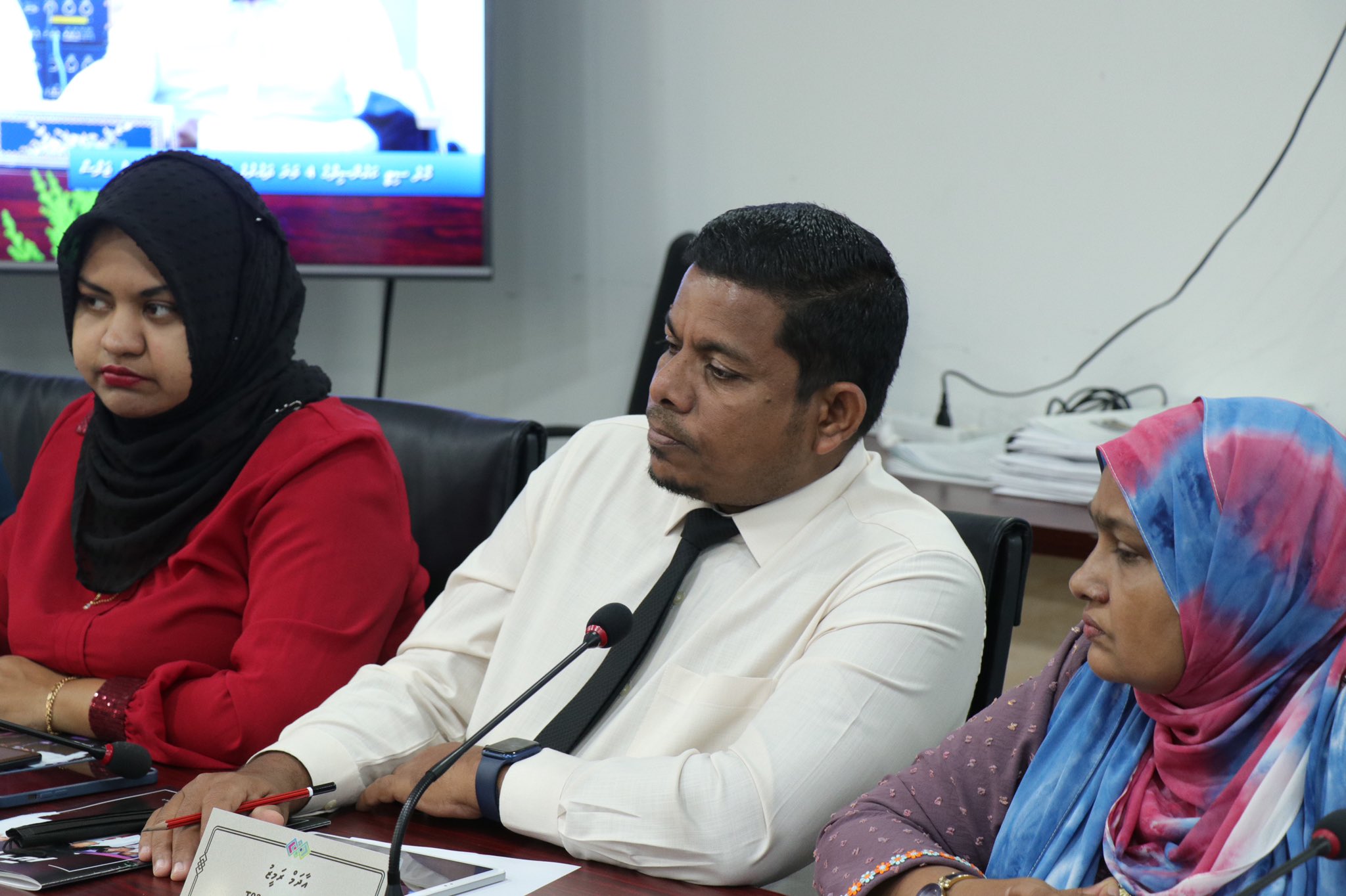 އަކްްރަމަކީ އޯޓިސްޓިކް ބޭފުޅެއްކަމަށް ބުނެވުނީތީ ކައުންސިލަރ ރަމީޒް މާފަށް އެދިއްޖެ