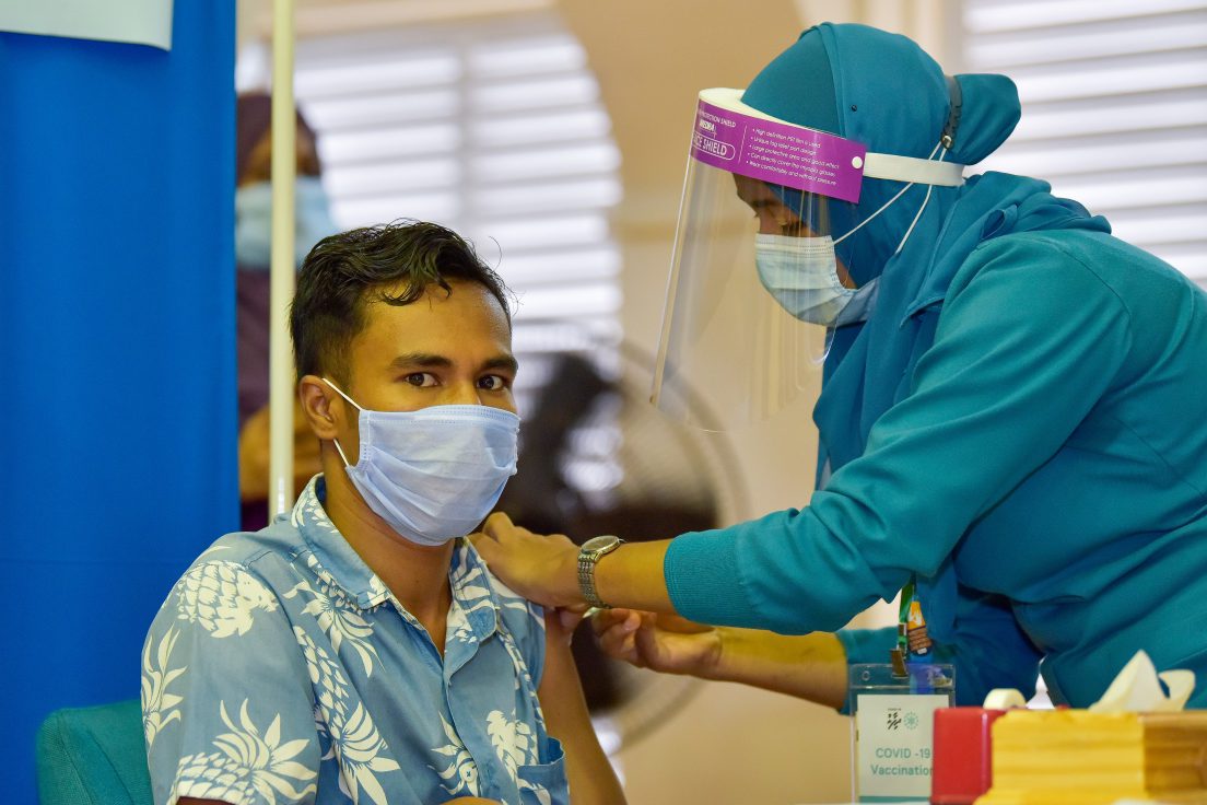 ކޯވިޑް-19: ރަމަޟާންމަހުގެ ކުރިން ބޫސްޓަރ ޑޯޒް ޖެހުމަށް އިލްތިމާސް ކޮށްފި