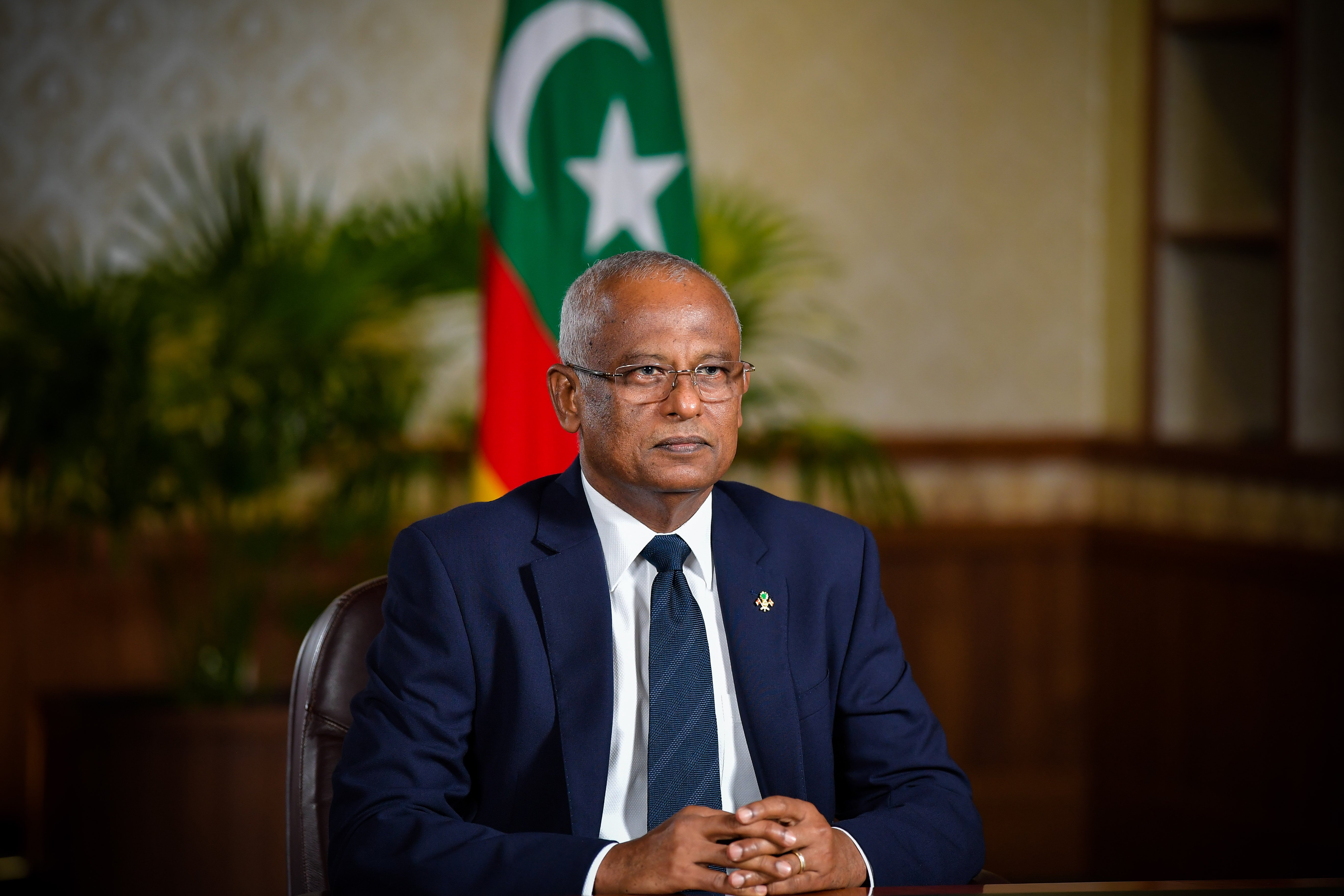 ރައީސް ސާލިހު މާދަމާ ގައުމާއި މުހާތަބު ކުރައްވަނީ