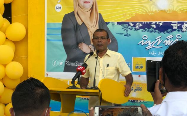 ހަމަލާދިން މީހުން ކައުންސިލް އިންތިޚާބު ދުވަސްވަރުވެސް ރައީސް ނަޝީދަށް ފާރަލި: ރިޕޯޓް