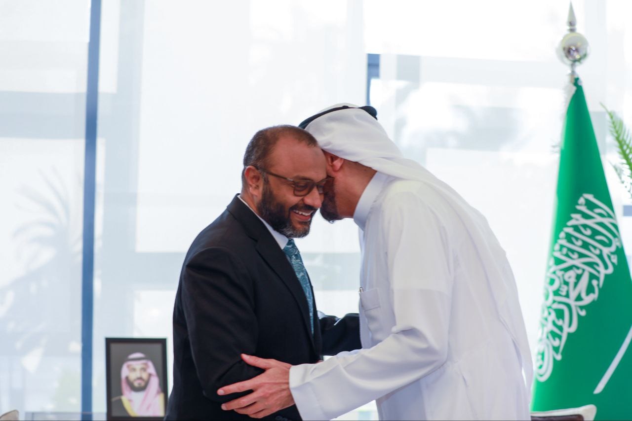 ސައުދީގައި ކިޔަވަން ތިބޭ ދިވެހި ދަރިވަރުންނަށް ހާޖީންނަށް އެހީވުމުގެ ފުރުސަތު ލިބިއްޖެ