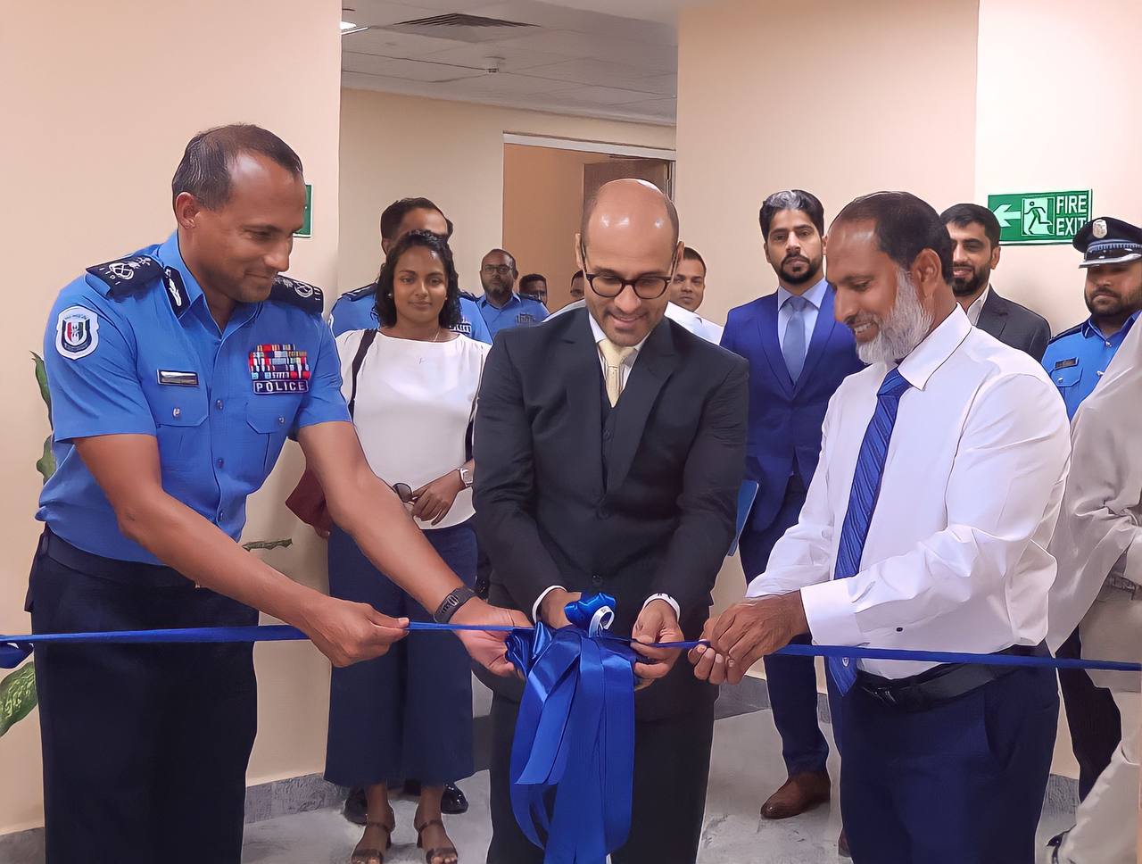 ޓެކްނޮލޮޖީގެ ދާއިރާއިން ފުލުހުން ހޯދާފައިވާ ކުރިއެރުންތައް ދައްކުވައިދޭ ސެންޓަރެއް ހުޅުވައިފި