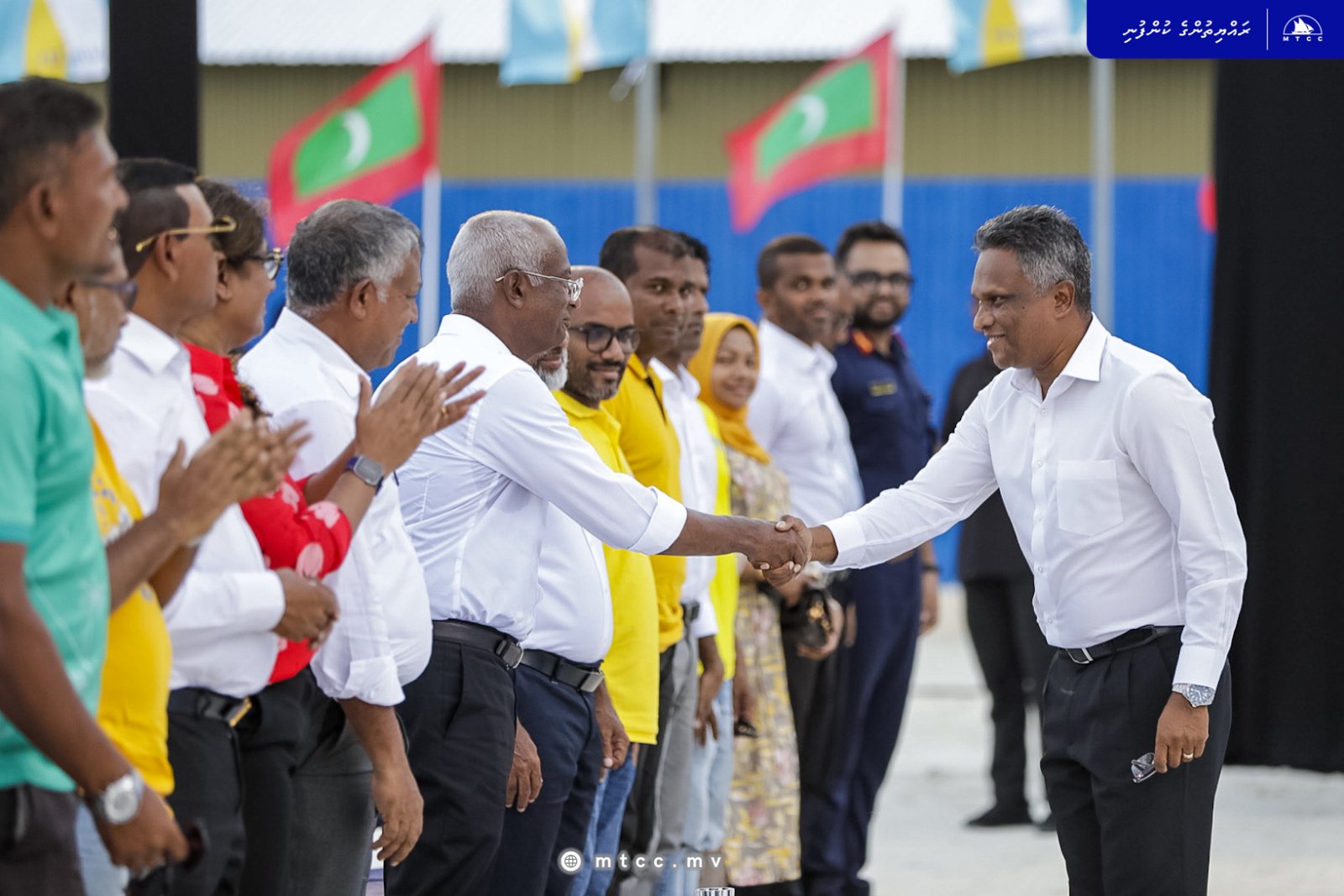 ރައީސް ދެވަނަ ދައުރަކަށް ހުވާކުރައްވާއިރު ތިނަދޫގެ ބަނދަރު އޮންނާނީ ހިދުމަތަށް ދޮންވެފައްކާވެފައި: އާޒިމް