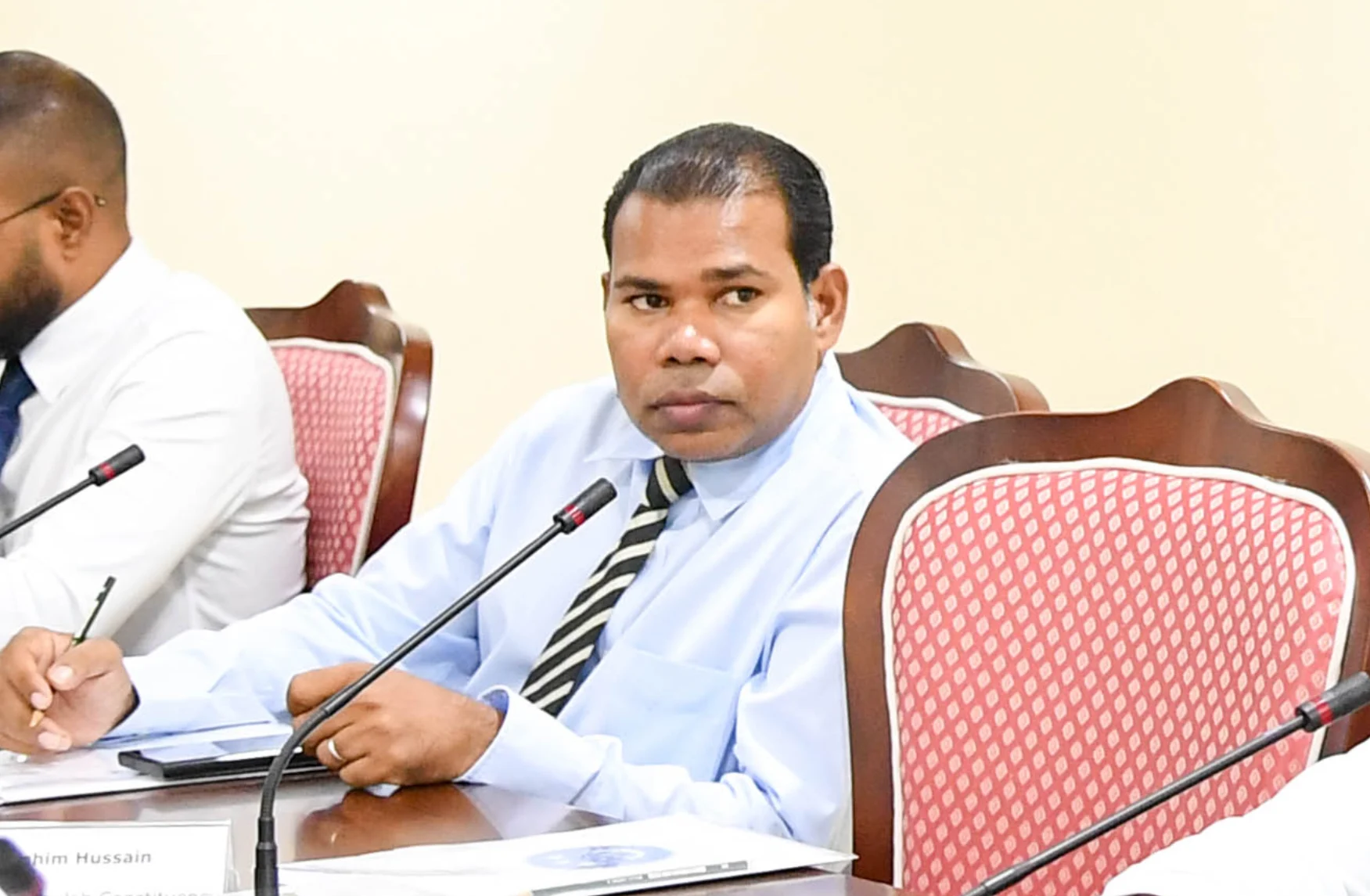 ސަރުކާރުގެ ބޭފުޅުން ދައްކާ ވާހަކައާއި އަމަލާ ދިމާ ނުވޭ: ދީދީ