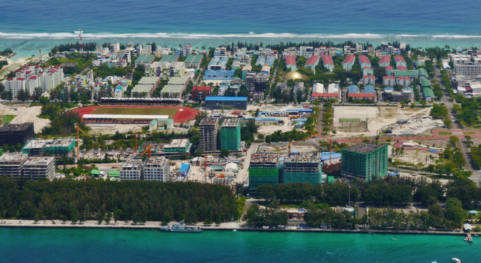 އަންހެނެއްގެ މައްސަލައިގައި މާރާމާރީ ހިންގި ދެމީހަކު ހައްޔަރަށް