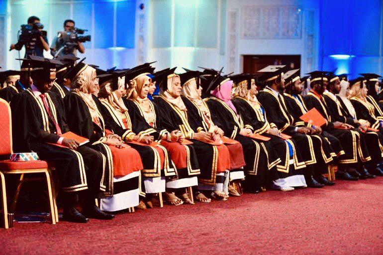 ދަނާލުތަކުގައި ތިބި ދަރިވަރުންގެ މާރޗް މަހާއި އޭޕްރިލް މަހުގެ ދަނާލު ފީ މަޢާފުކޮށްފި