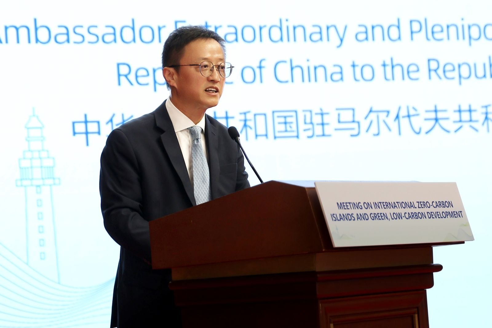 އެކުވެރި ދިވެހިންގެ ތެދުވެރިކަމުން ފުން އަސަރުތަކެއް ކުރުވައިފި: ޗައިނާ ސަފީރު