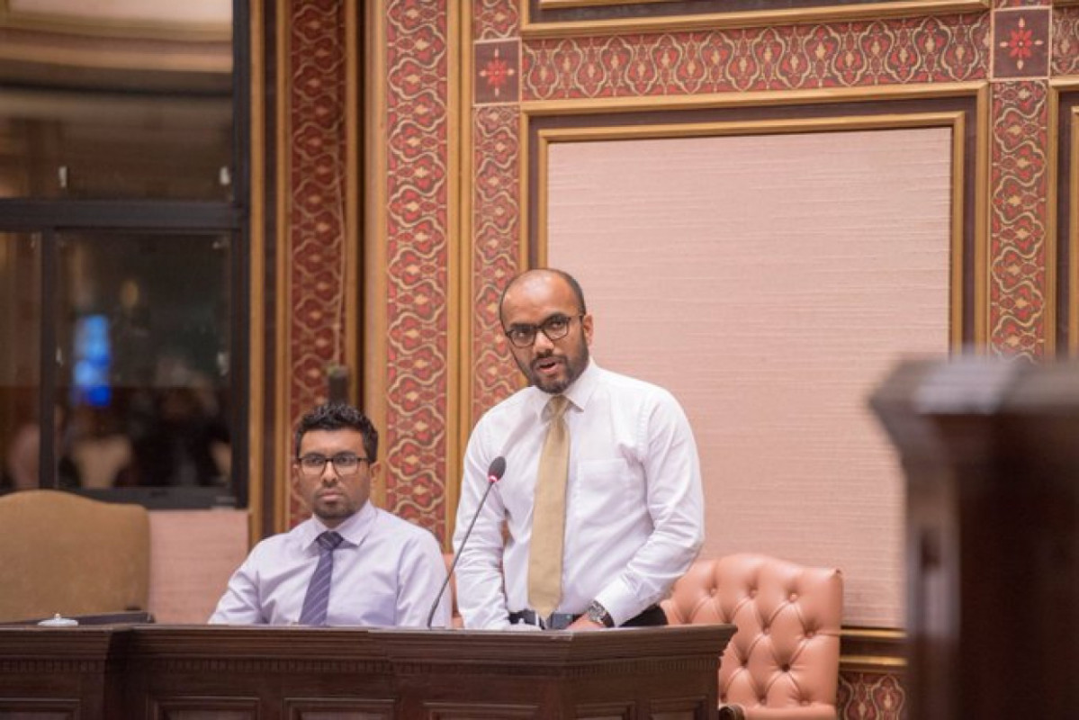 އަގުހެޔޮކޮށް ލޯނު ލިބޭ؛ ދަރަނި ދައްކާކަށް ދައްޗެއް ނެތް: އަމީރު