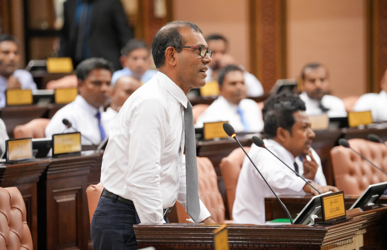 ހައިދަރަށް ރުހުން ދީ، އަސްލަމަށް ދައުވާކުރަން ނަޝީދު ގޮވާލައްވައިފި