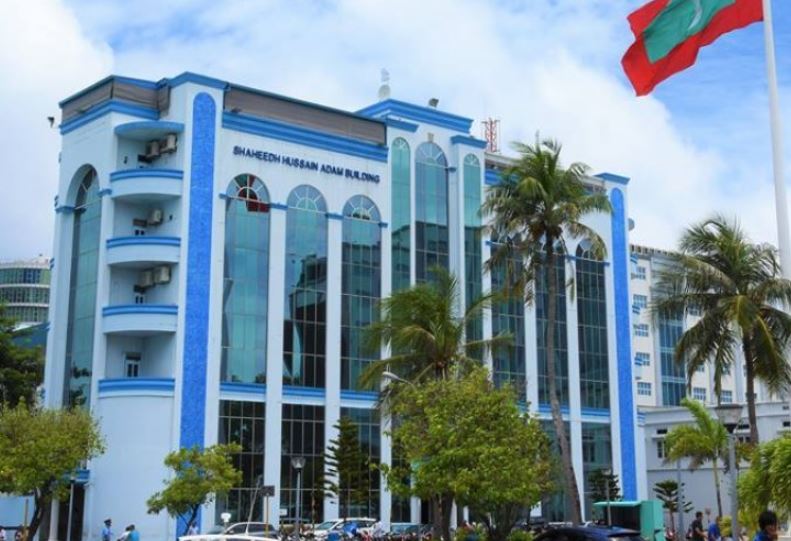 ނާޒިމް ސައްތާރު ހިމެނޭ ކަމަށްބުނާ ވީޑިއޯގެ މައްސަލަ ތަހުޤީޤްކުރަން ފަށައިފި