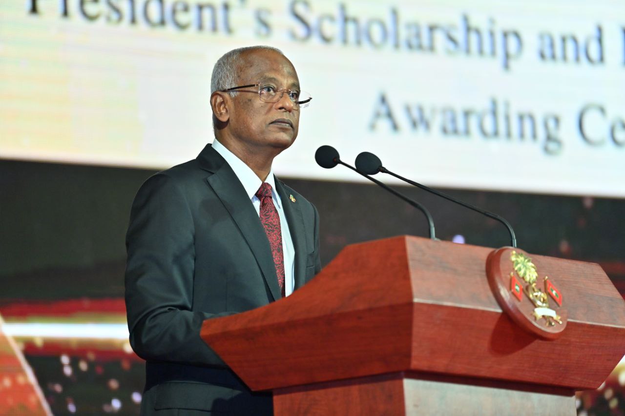 އެންމެ އިސްކަމެއްދޭ އެއްމަސައްކަތަކީ ތަޢުލީމީ ޖީލެއް ބިނާކުރުން: ރައީސް