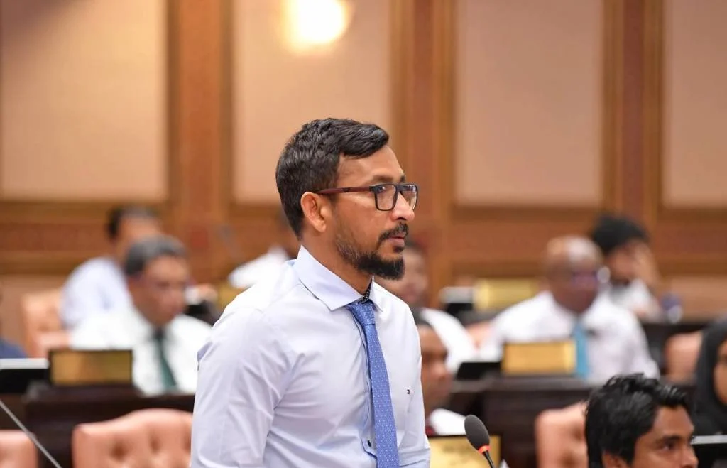 ރާއްޖެ ބަނޑަށް ޖެހުނަސް ފަލަސްތީނާއެކު އޮންނާނެ: ފަލާހު